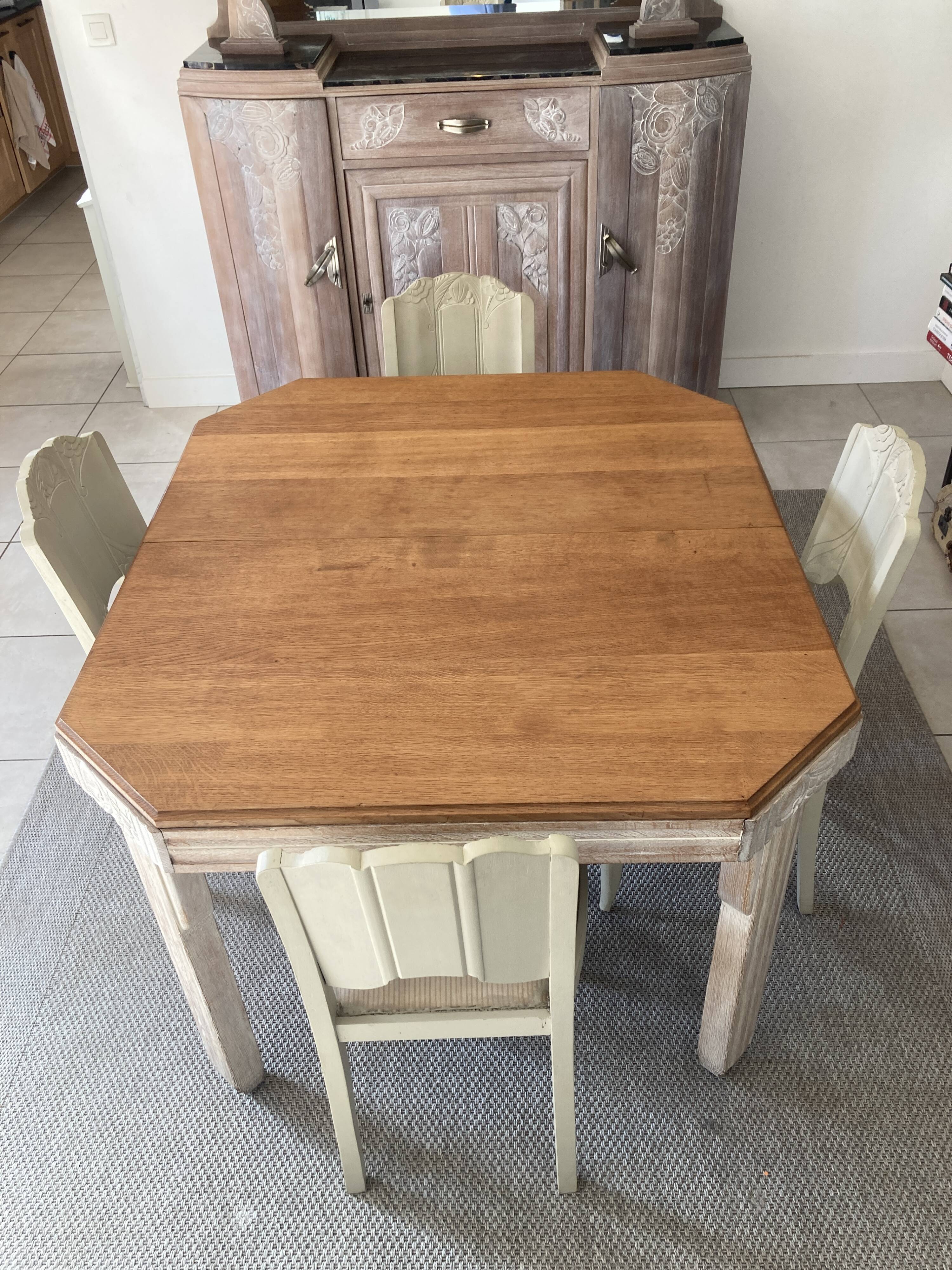 Refurbished extendable oak table