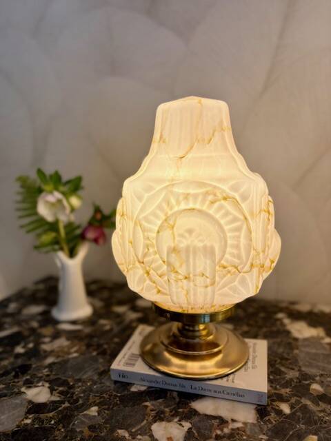 Lampe Art Déco Building en opaline marbrée