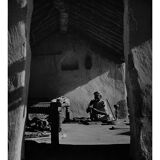 In the house, craftsman at work India Rajasthan around 1960.