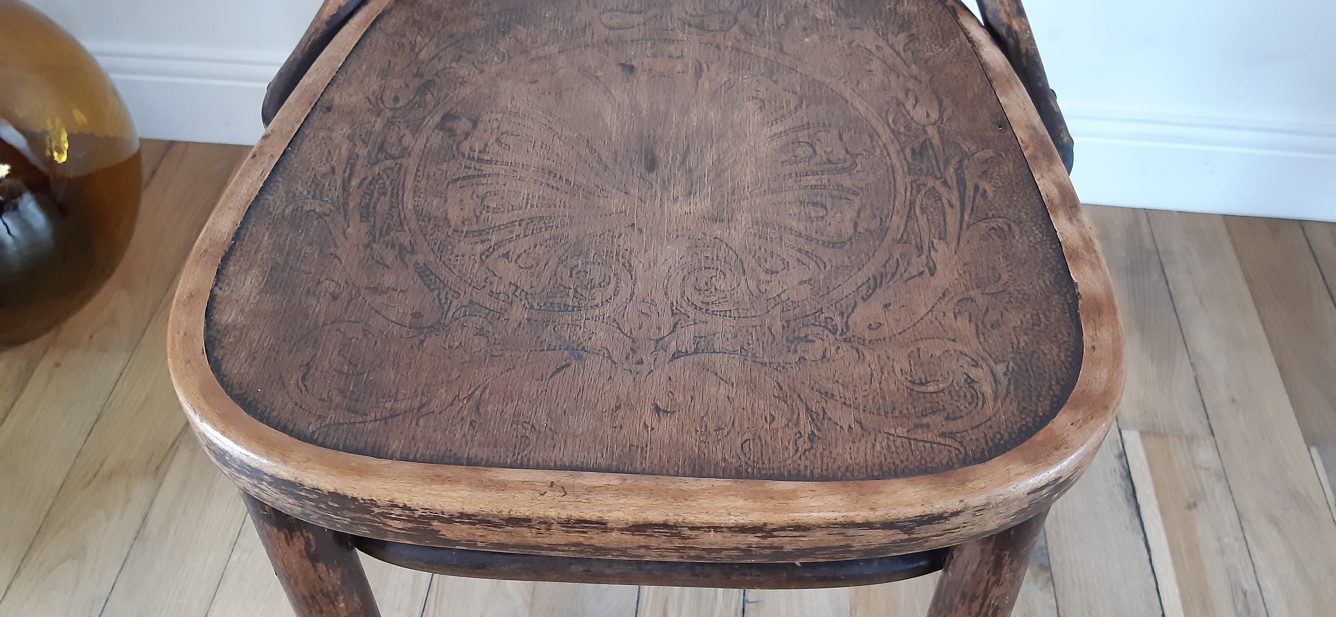 Chaise Jacob & Josef Kohn en bois courbé et gravé 1800