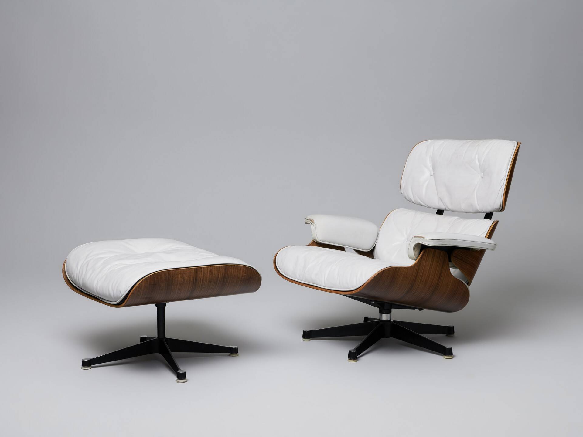Fauteuil lounge et ottoman Herman Miller Charles & Ray Eames