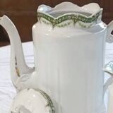 Cafetière et pot a lait en porcelaine de Limoges France, début XXe s