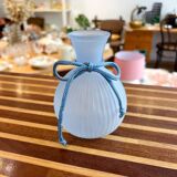 Blue glass soliflore