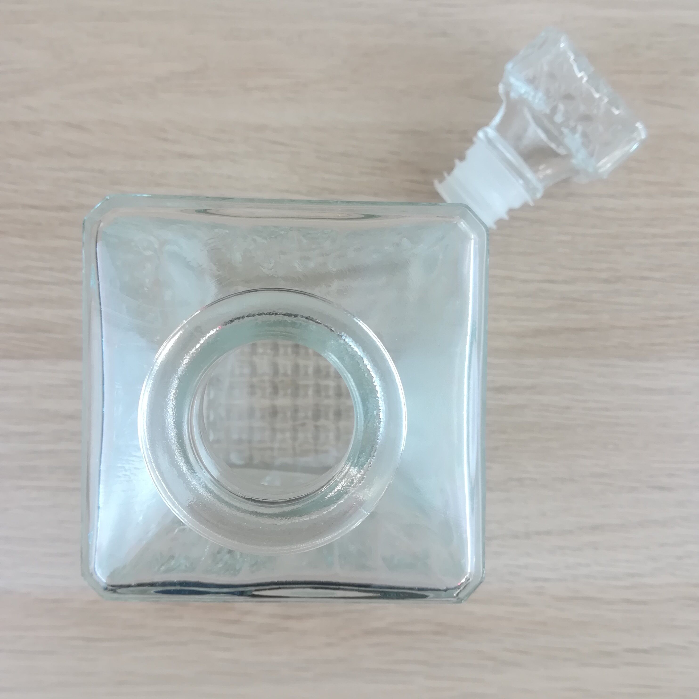 Whisky decanter