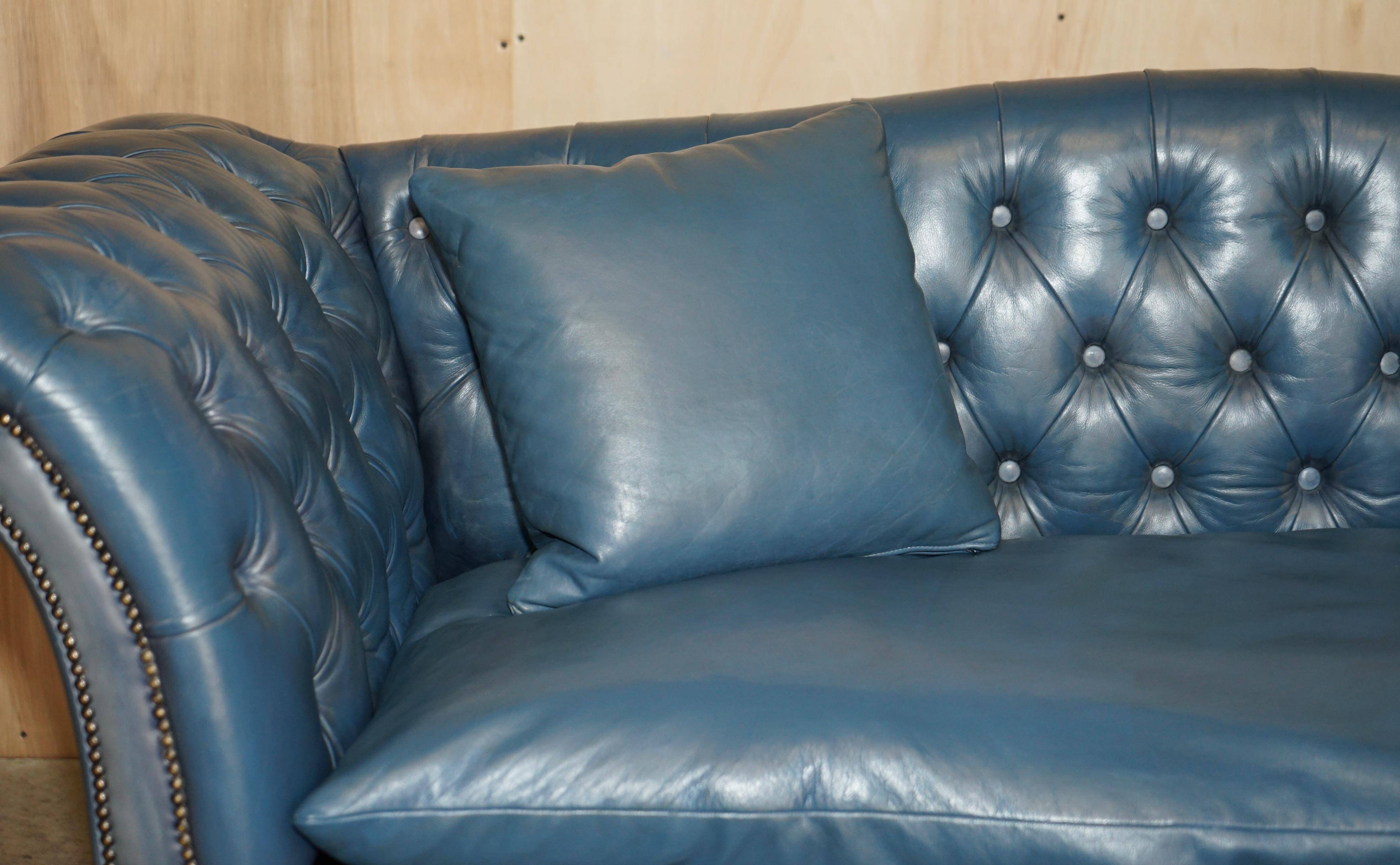Canapé Chesterfield Regency William IV restauré circa 1830