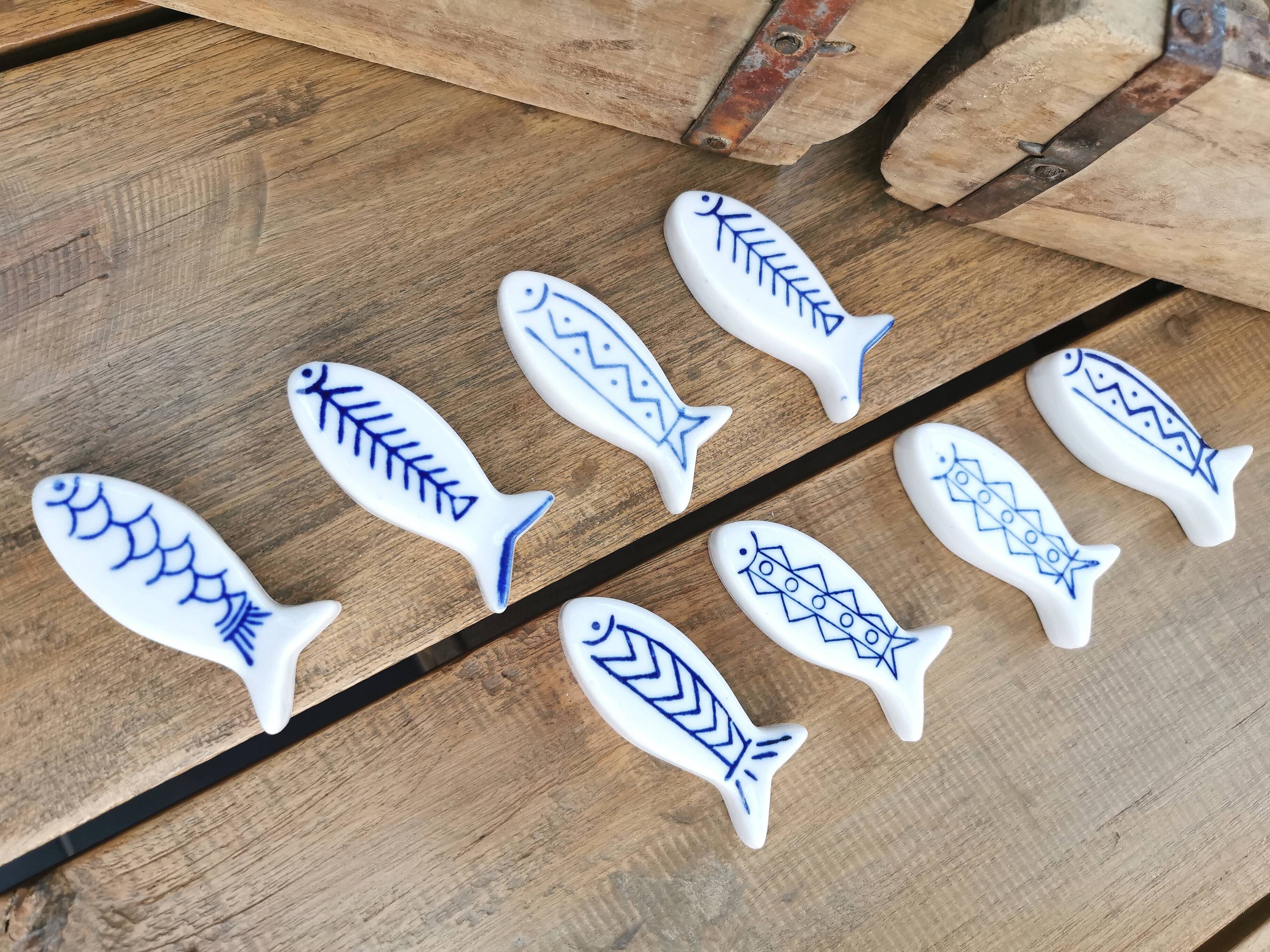 8 Fish knives