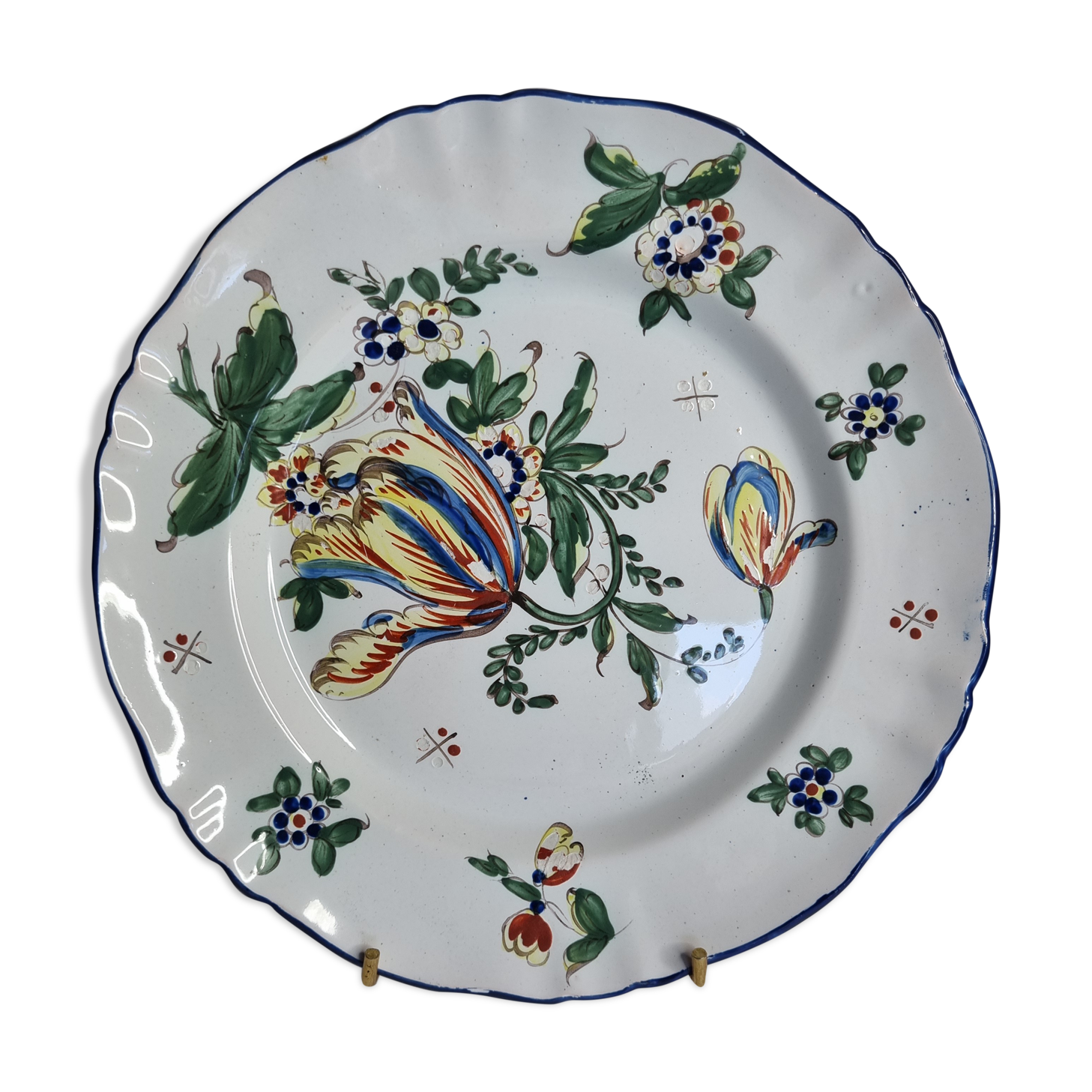 Ancient plate in earthenware of Moustiers 18th, 19th