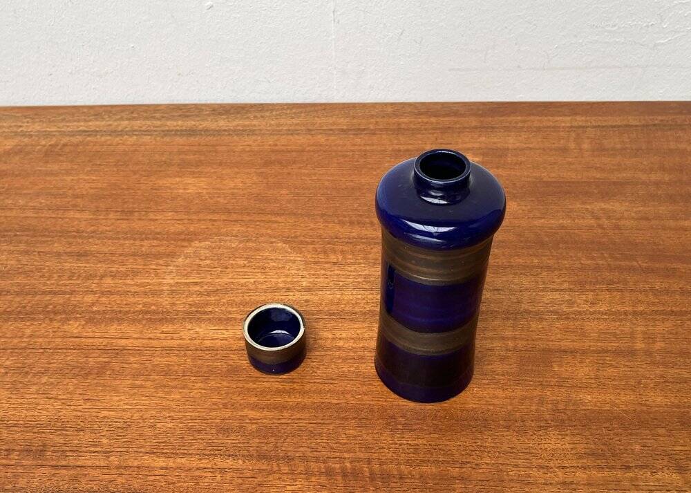 Mid-century German studio pottery bottle vase with lid by Cornelsen Kindermann, 1960s.