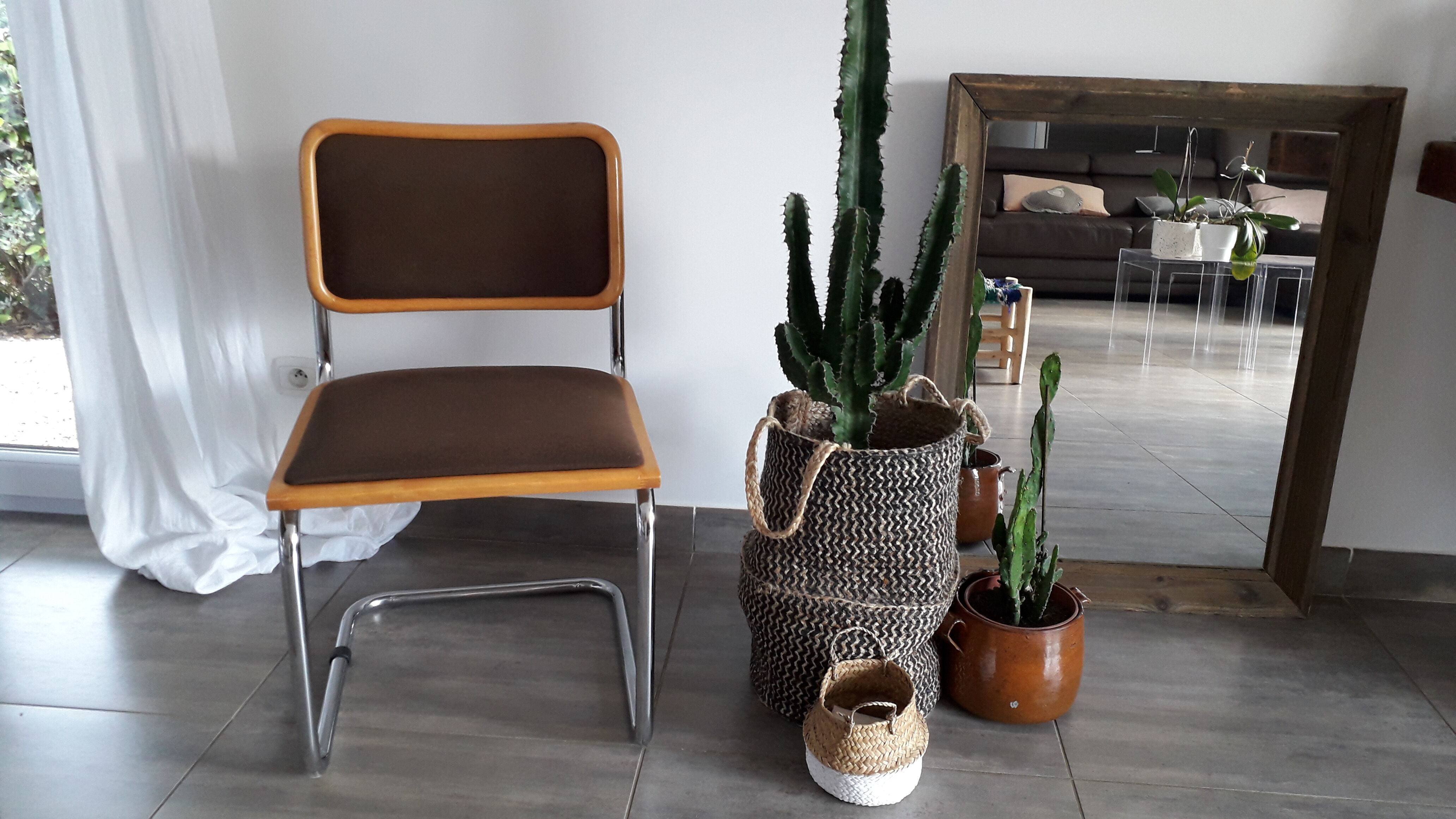 Lot 4 cesca chairs by Marcel Breuer