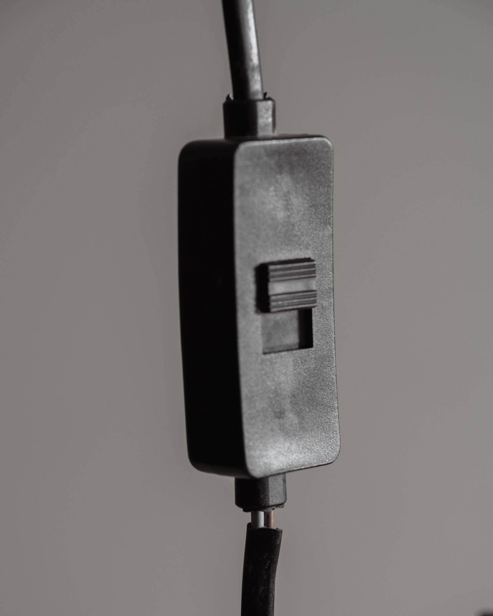 BRUTALIST BRONZE LAMP, DAVID MARSHALL, 1980s