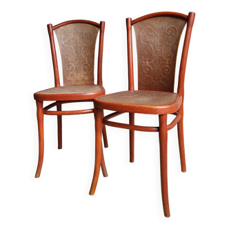 Pair of Art Nouveau Thonet chairs