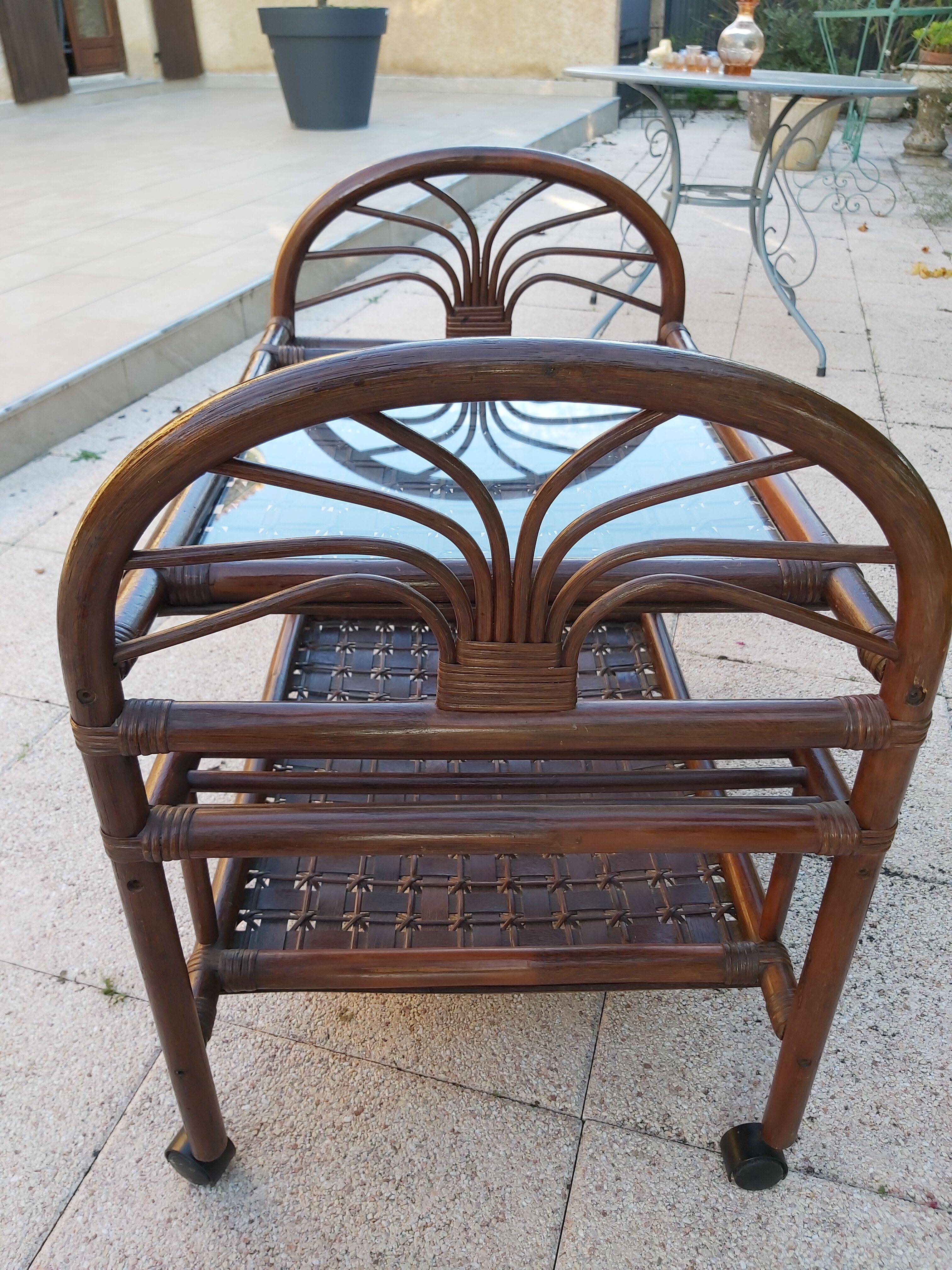 Rolling service in rattan and bamboo