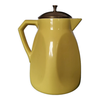 Cafetière jaune vintage