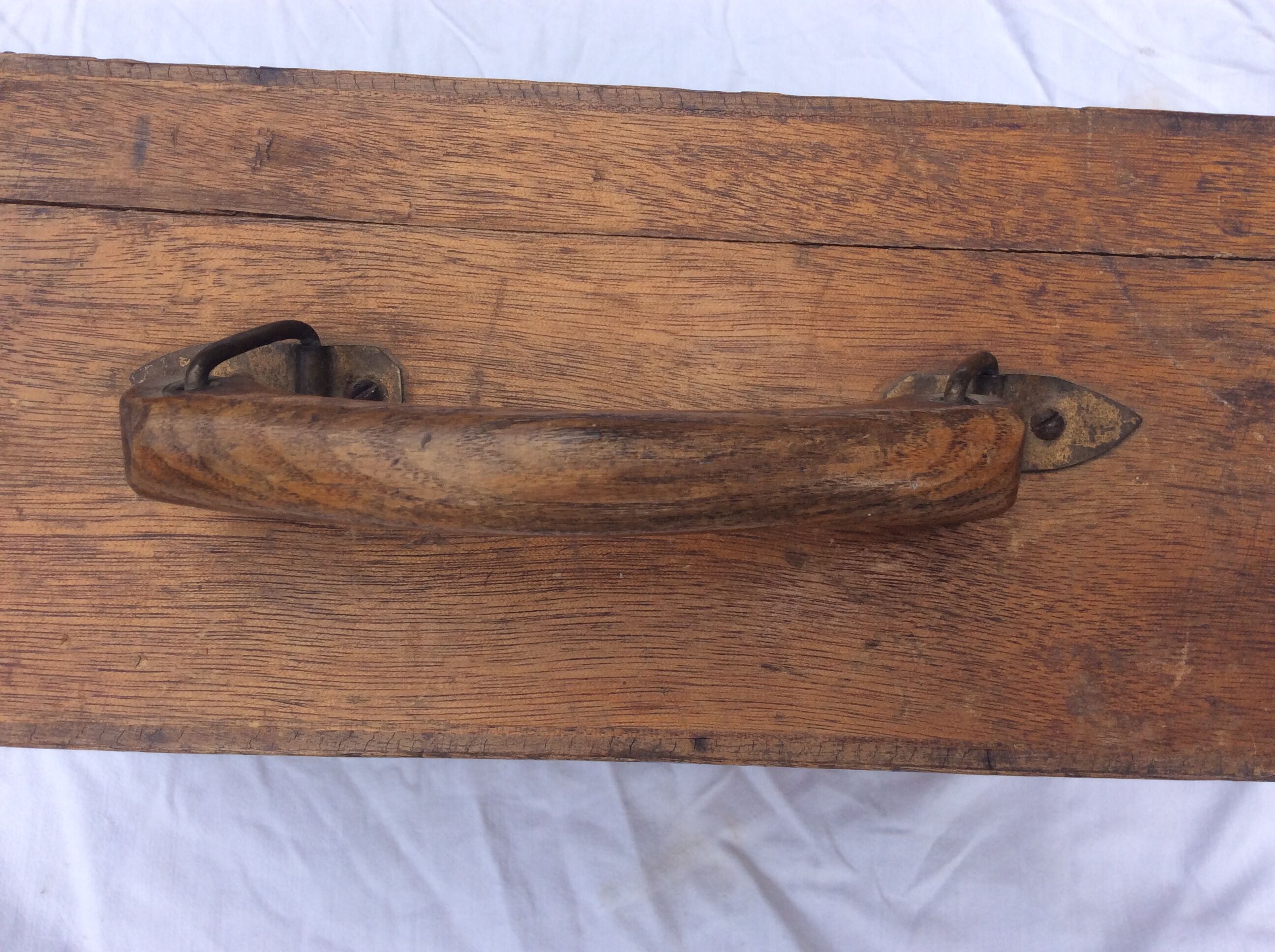 Wooden storage case 1920