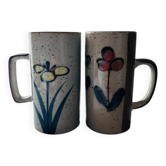 Paire de mugs japonais 