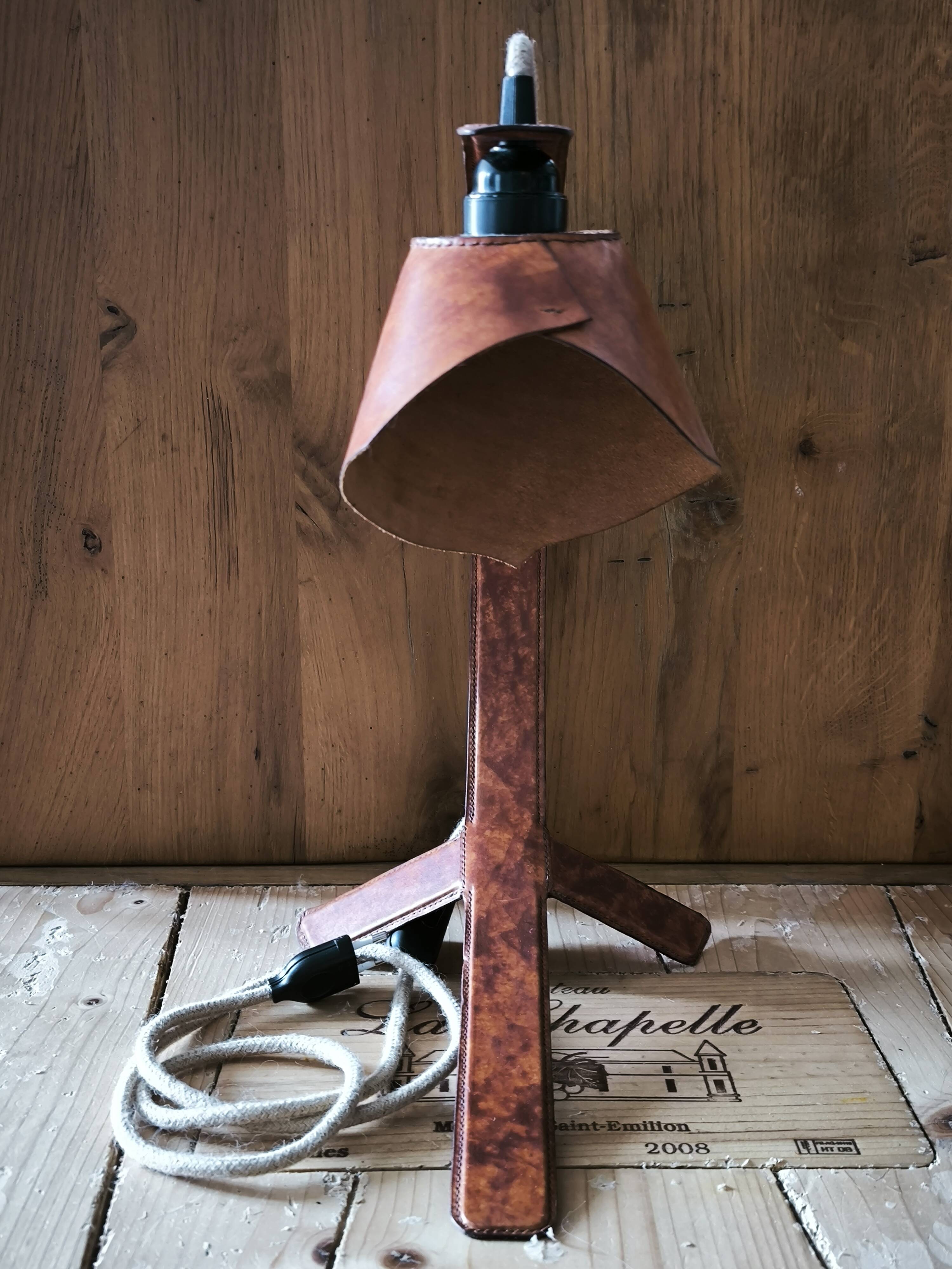 "Organic" Desk Lamp Marble Italian Vegetable Leather & Aluminium