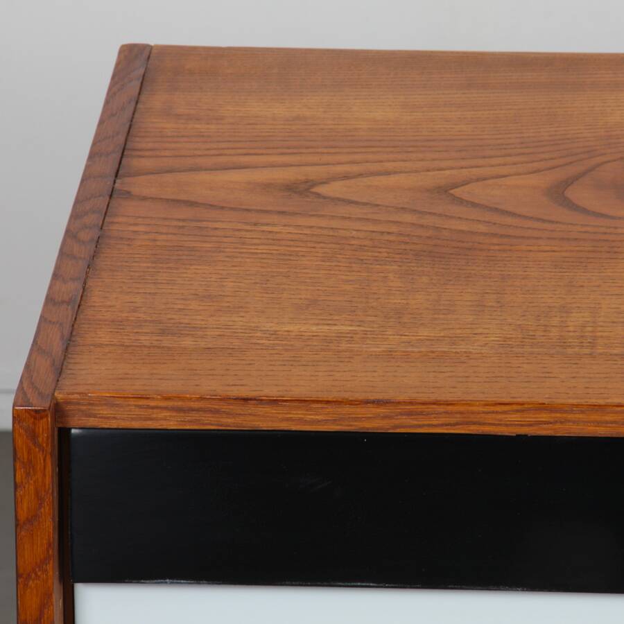 Commode jaune et noire, modèle U-453, par Jiri Jiroutek, 1960