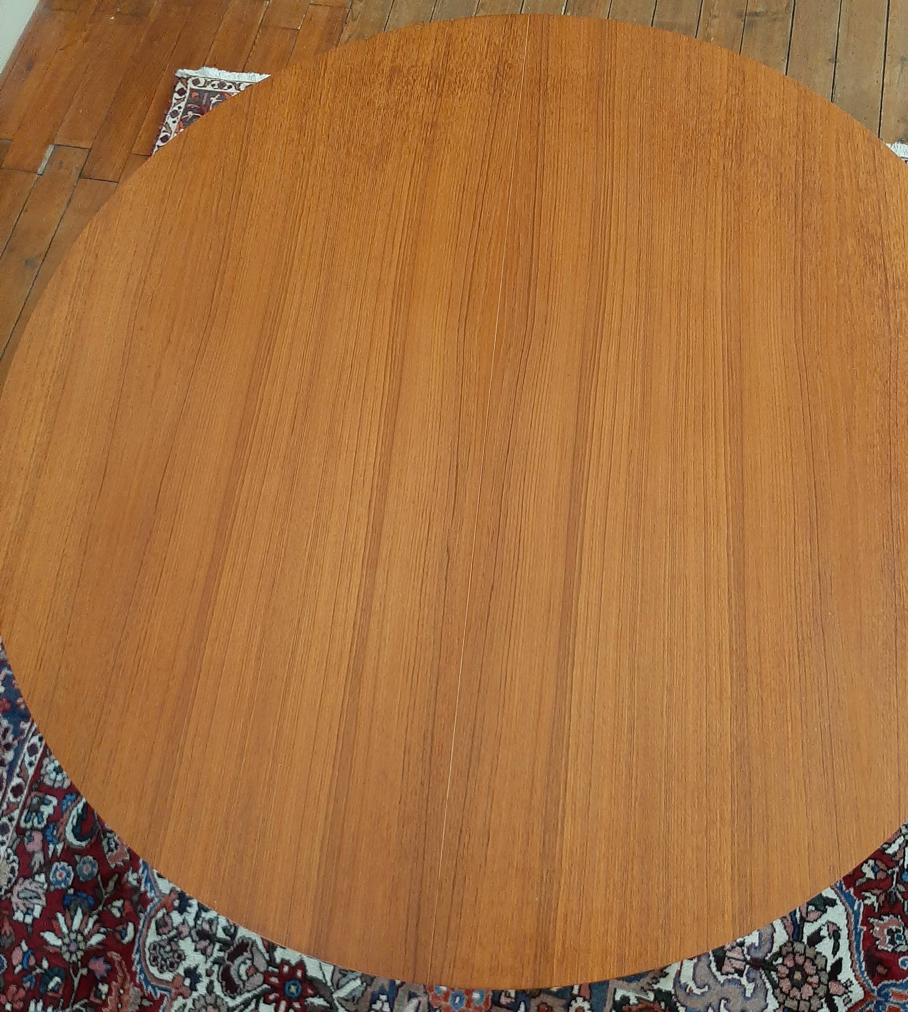 Table ronde extensible scandinave teck vintage