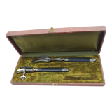 Set with leg handle