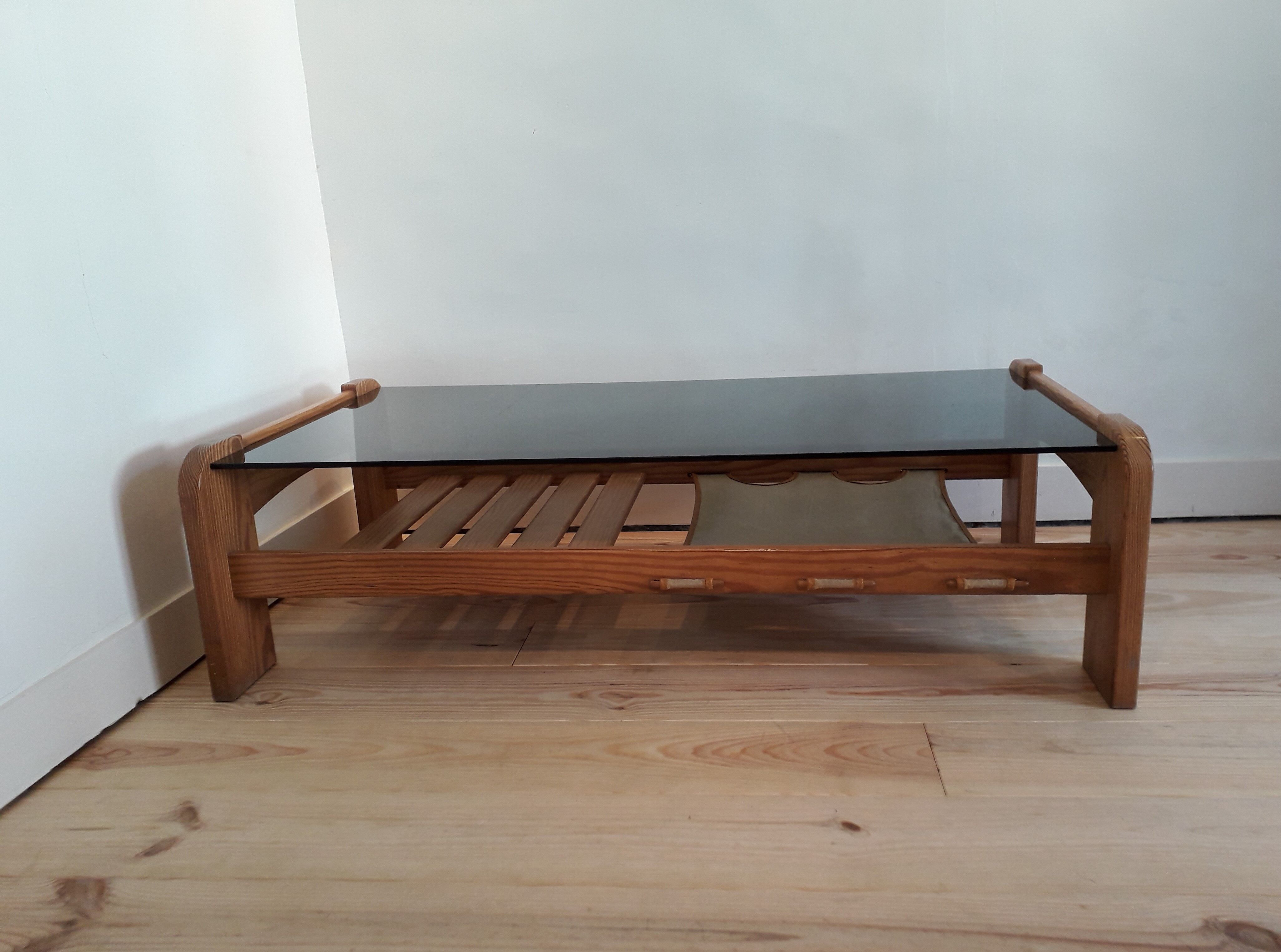 Table low pine and smoked glass