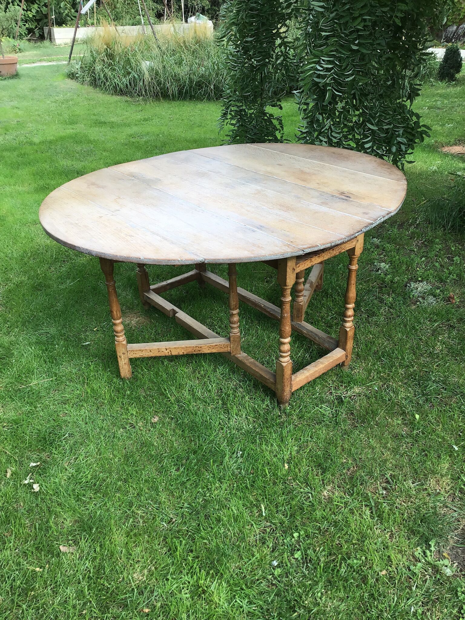 English farm table