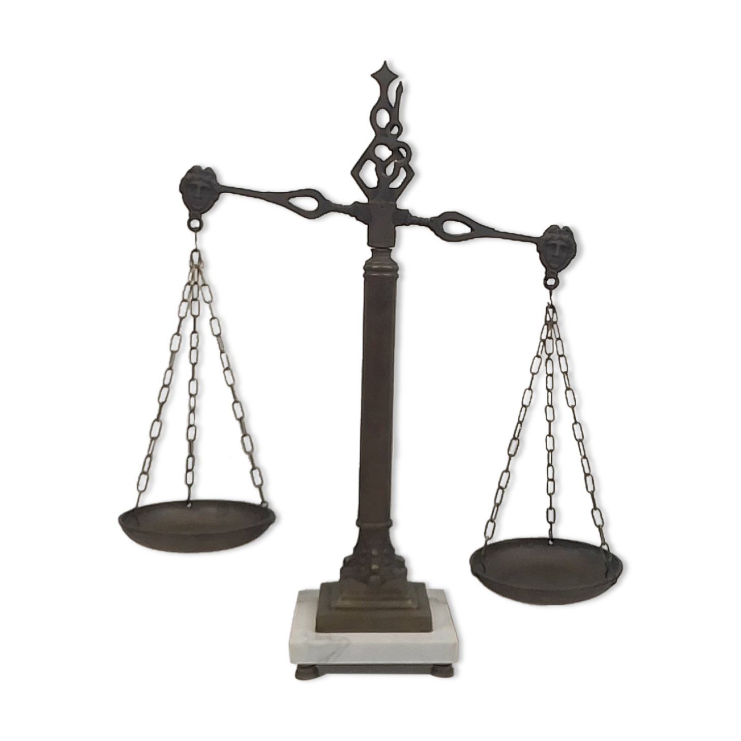 Decorative brass scale with marble base 52 cm