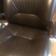 Paire de fauteuils en cuir style années 70