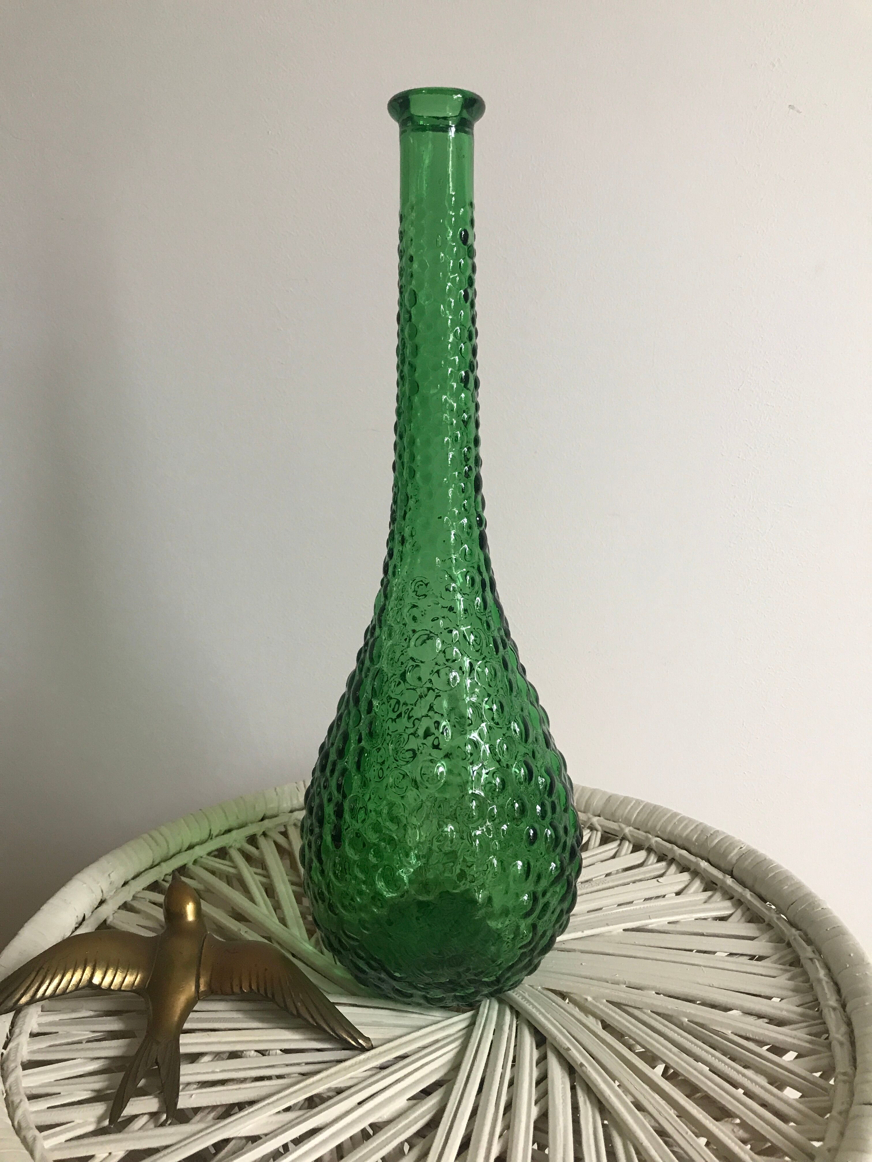 Carafe italienne en verre empoli verte au motif de bulles