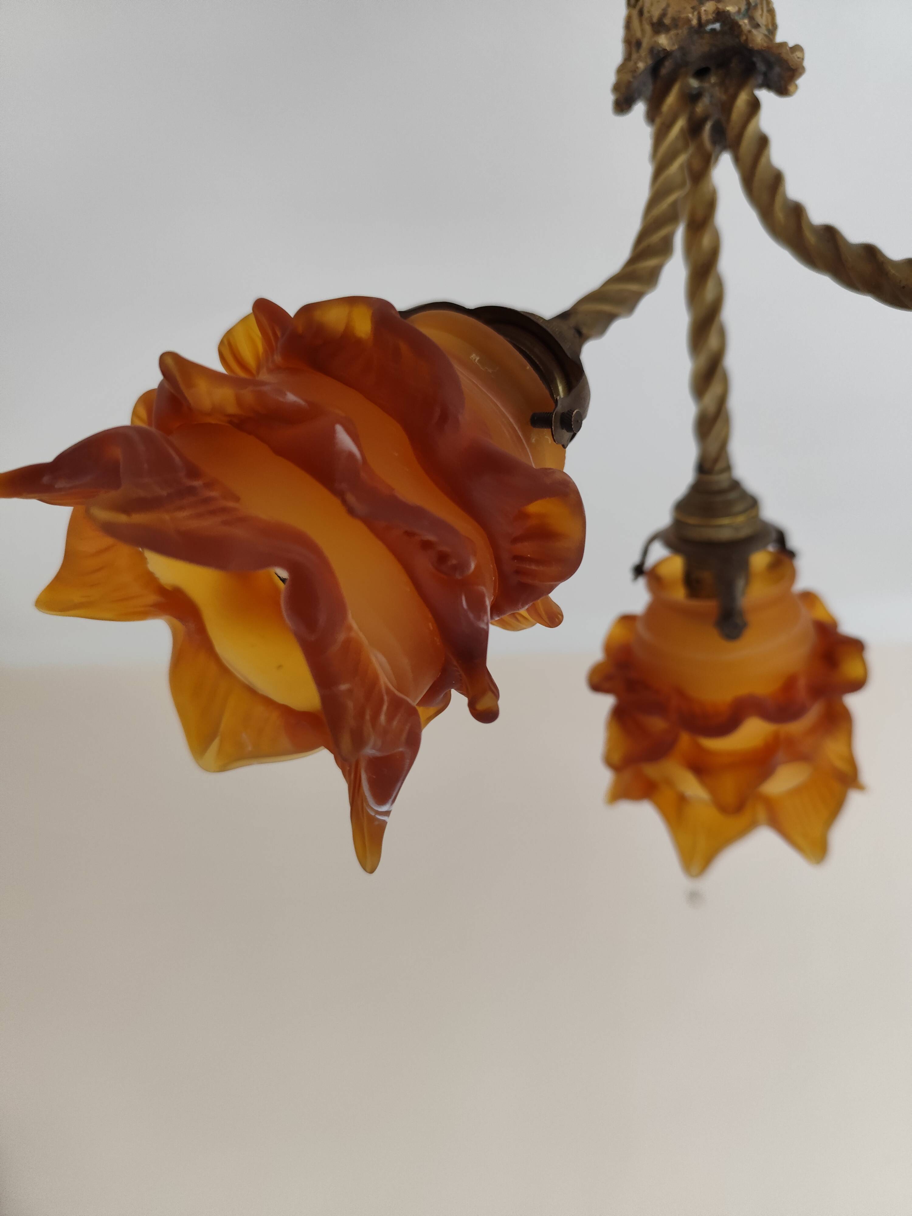 chandelier in Rococo style made of gilded bronze with 3 branches and tulips