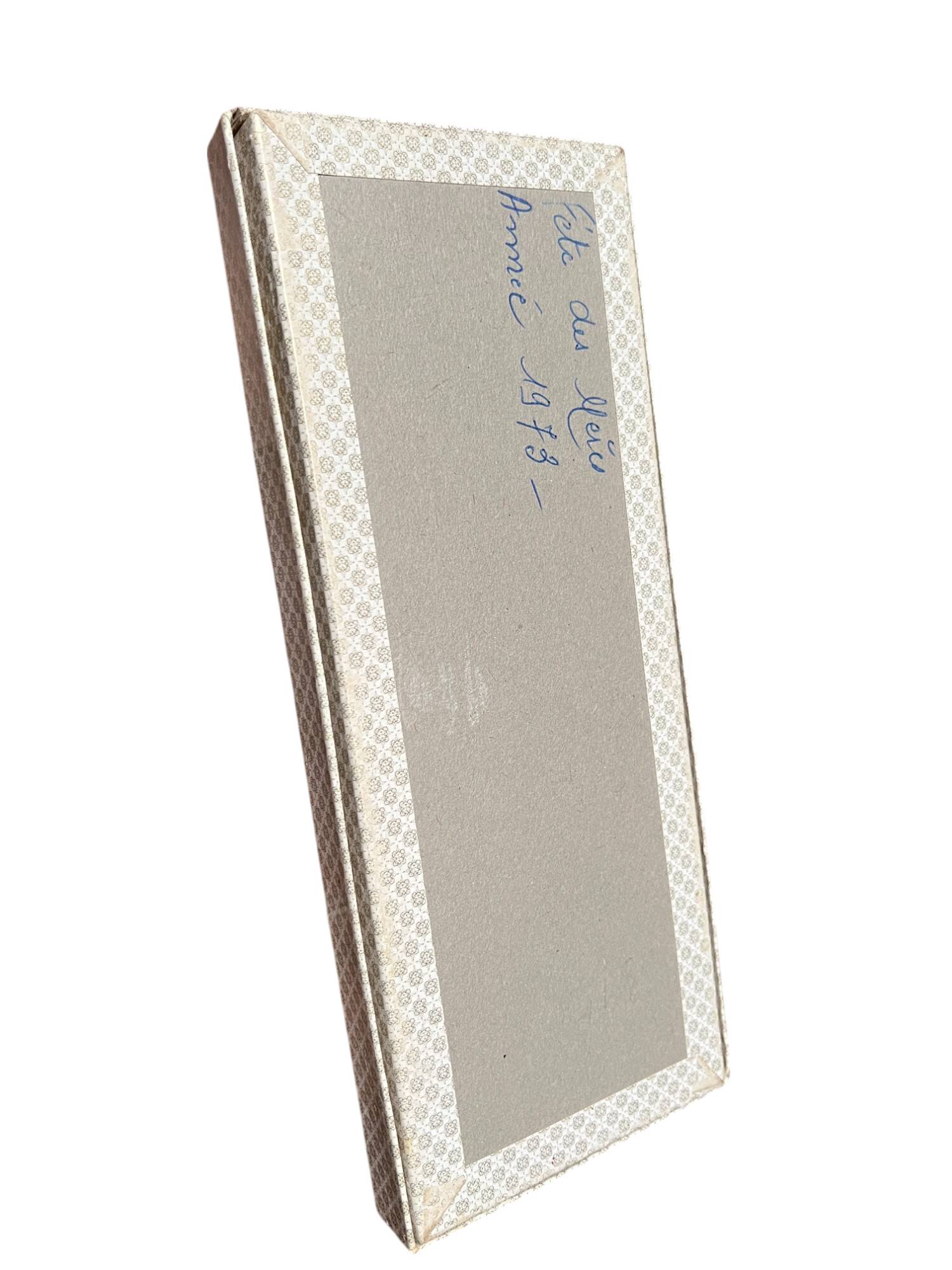 Box of 11 glass cutlery holders