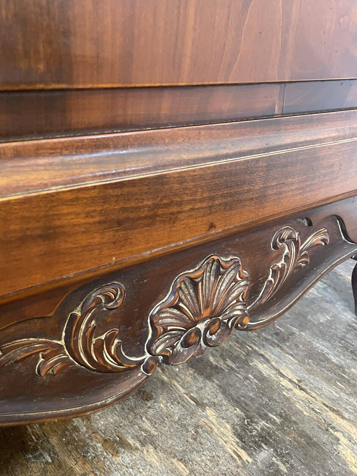 Provençal Louis XV display cabinet in carved fruitwood, illuminated.