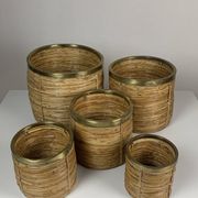 Set of 5 rattan pencil reed and brass plant holder baskets, Italy 1970s