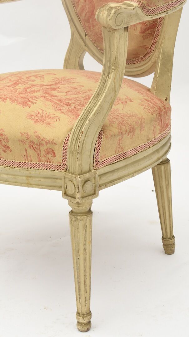 Louis XVI-style shepherdess chair