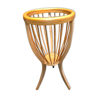 Basket basket with curved wooden sewing