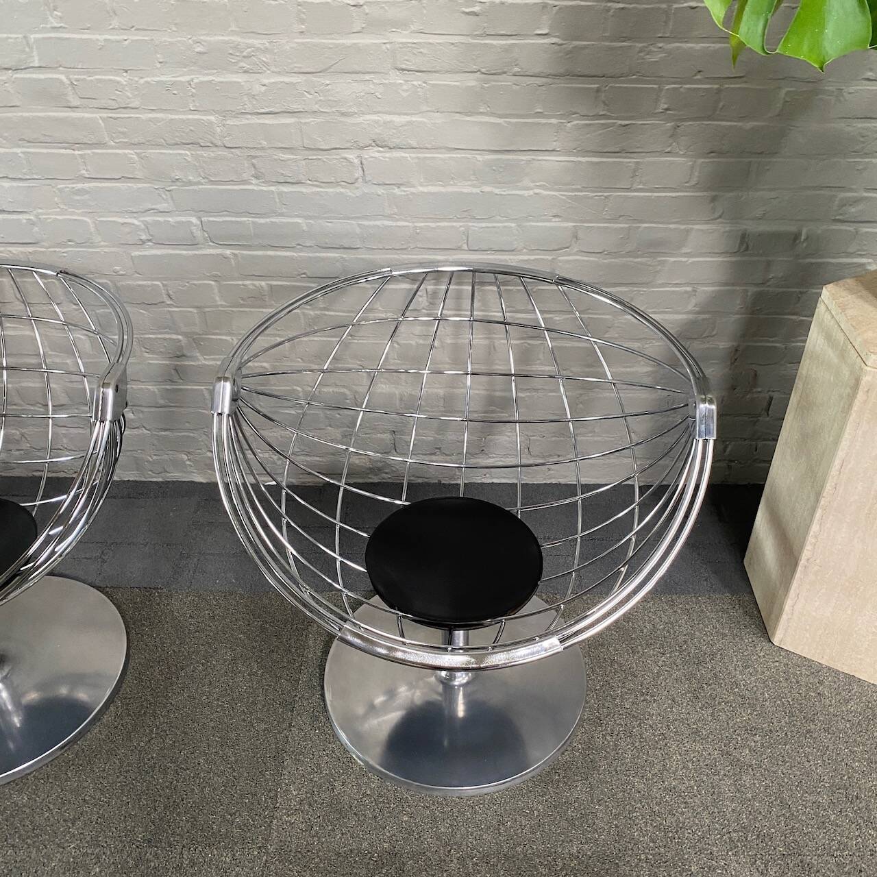 Pair atomic ball chairs by Rudi Verelst for Novalux - Belgium 1974