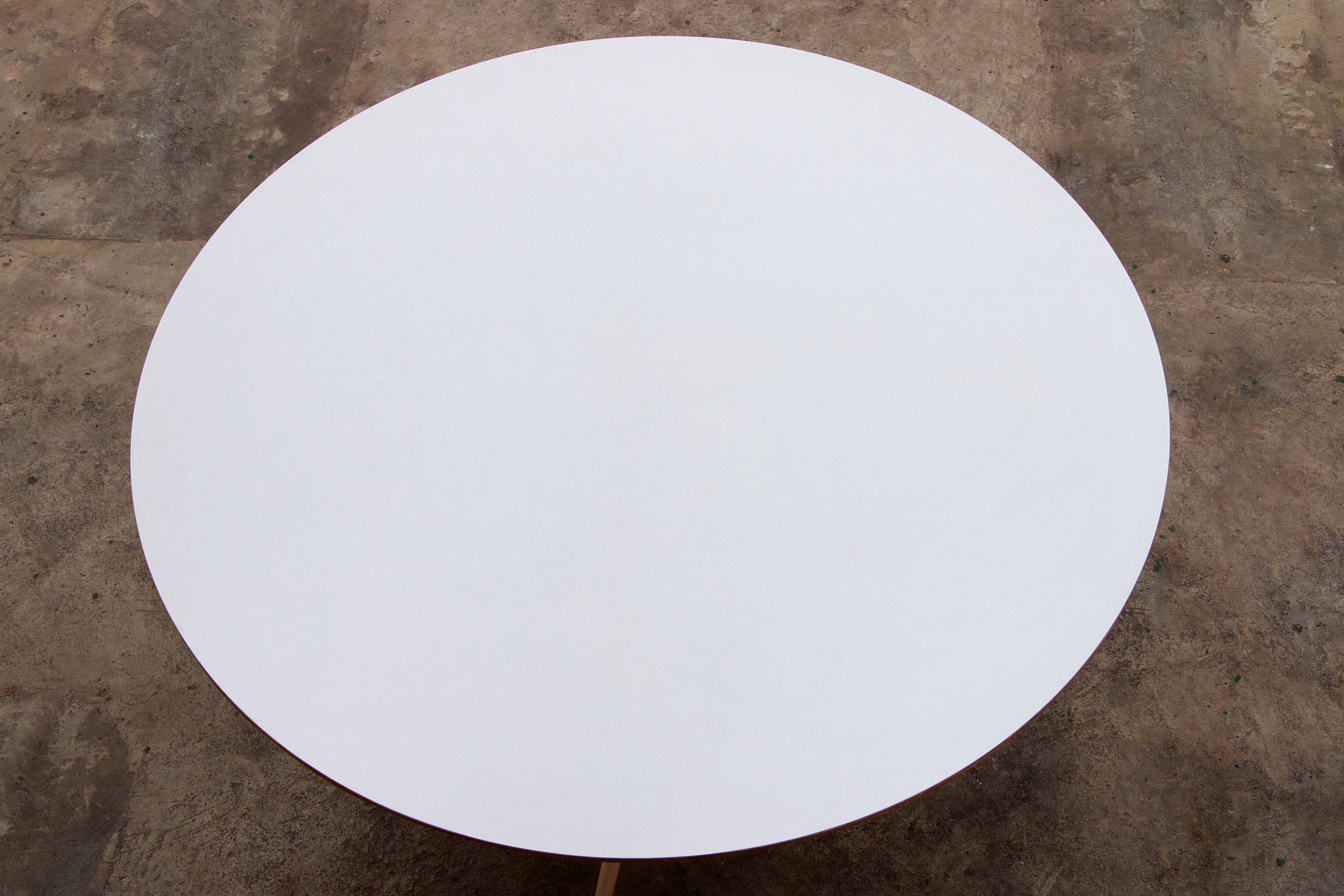 Table basse "La Fonda" de Charles Ray Eames avec base en métal, 1955