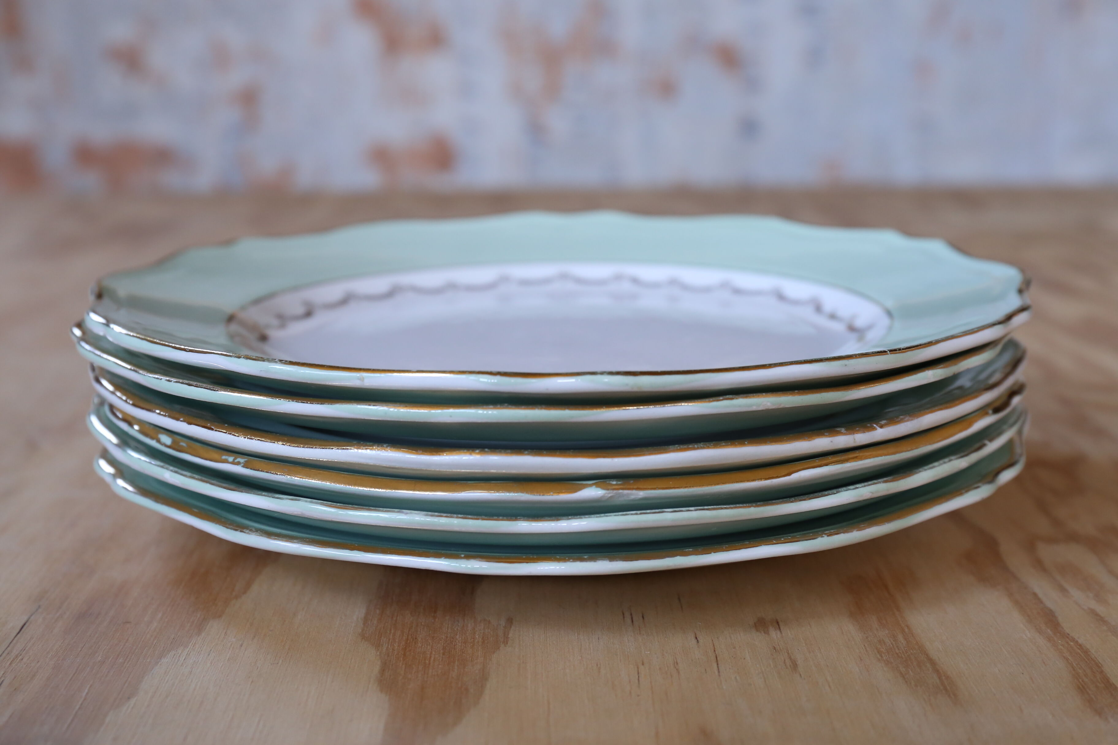 6 old plates St-Amand l'Amandinoise, almond green ledge