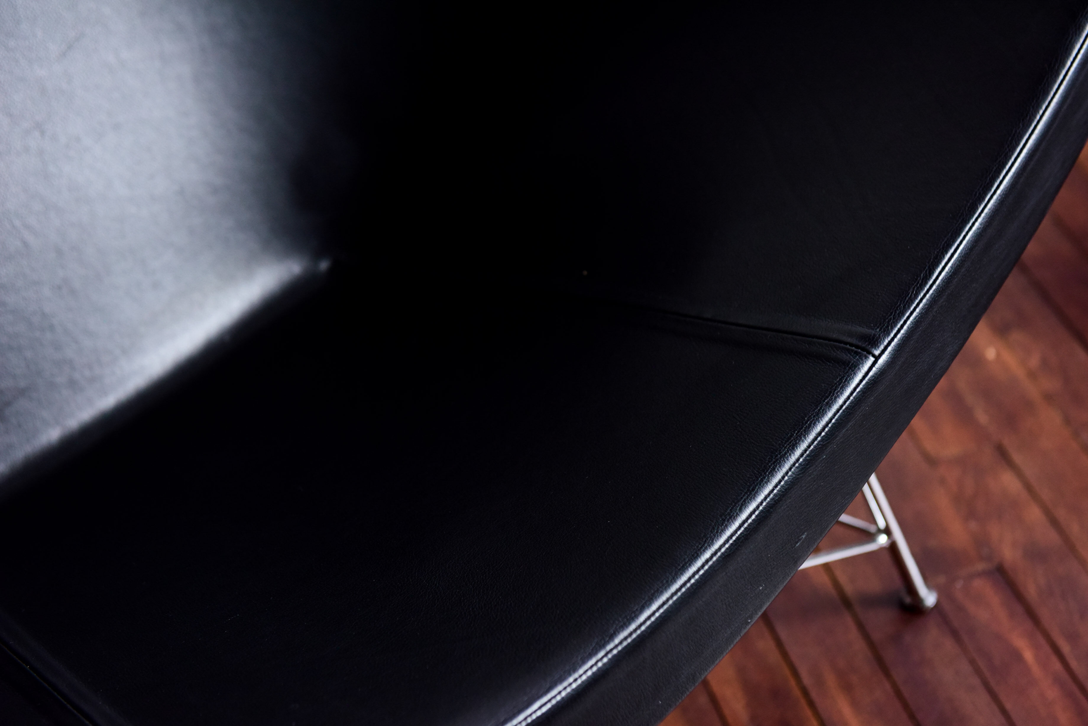 Coconut chair designed by George Nelson