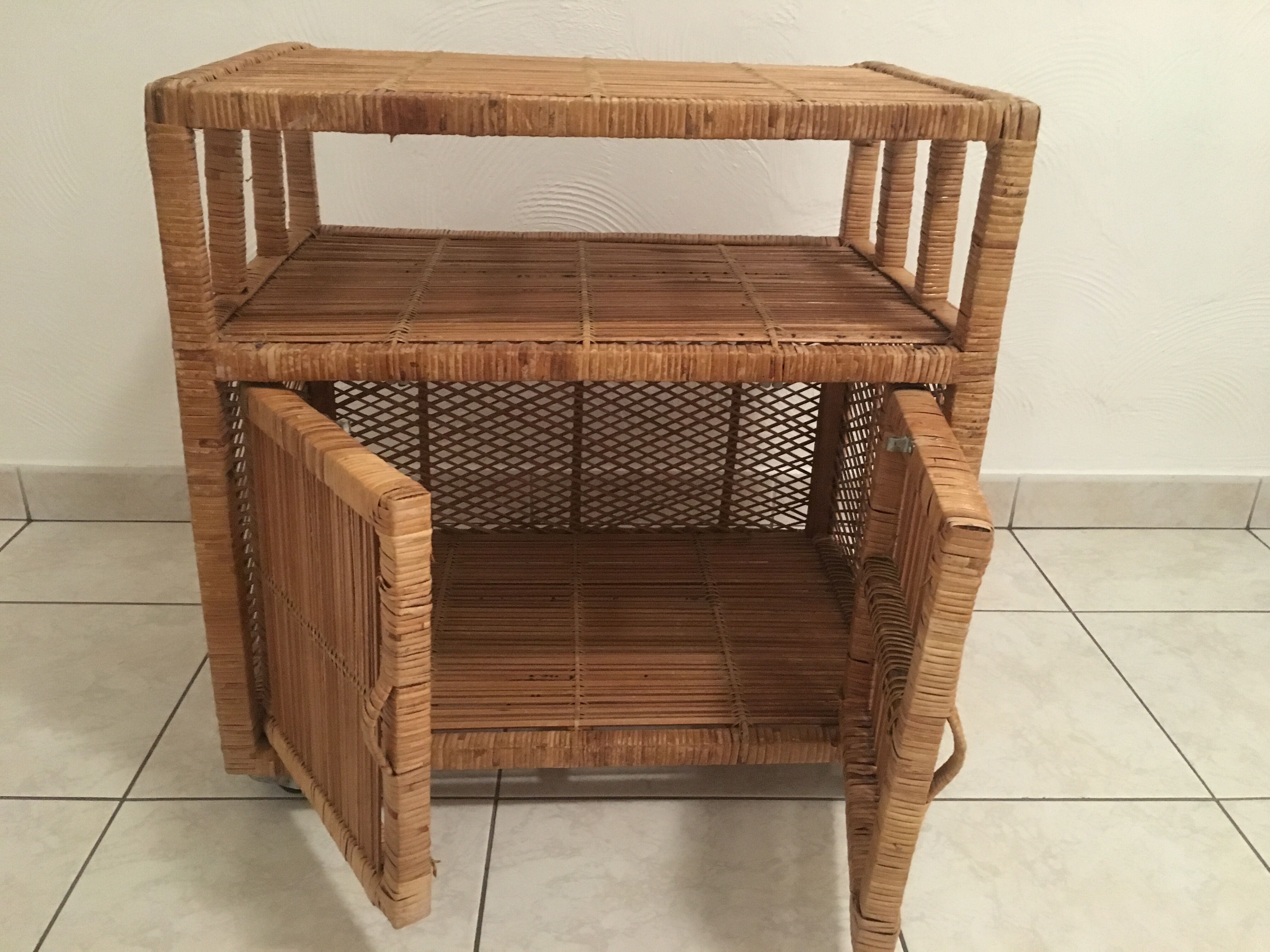 Furniture wicker vintage skateboard