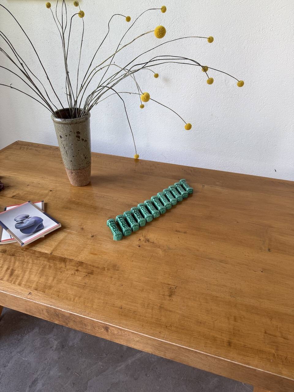 Vallauris green ceramic knife holder