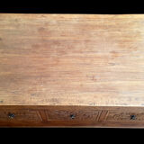 Table basse ethnique chic sculptée main bois massif - Pièce unique fabriquée sur commande