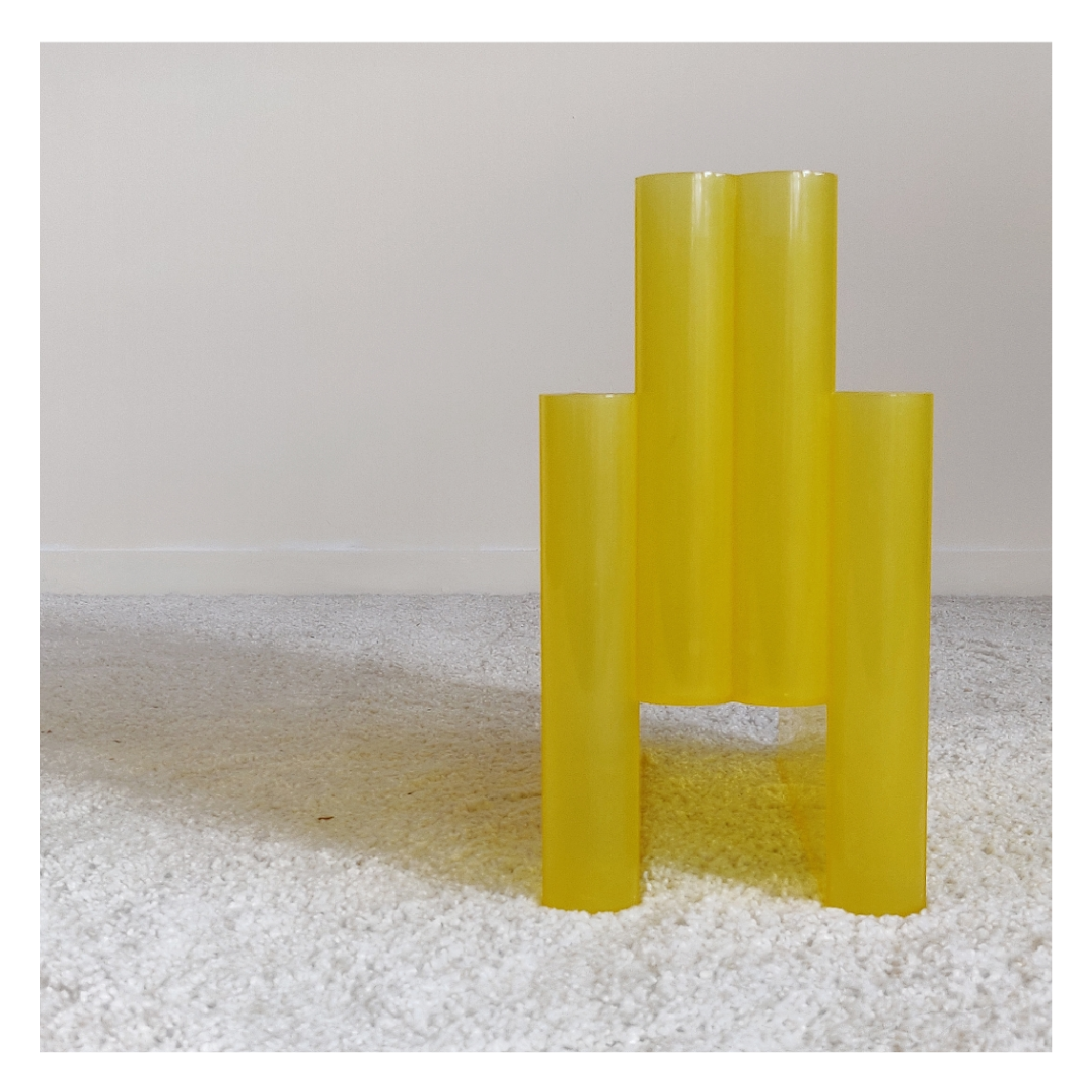 Kartell magazine holder by Giotto Stoppino