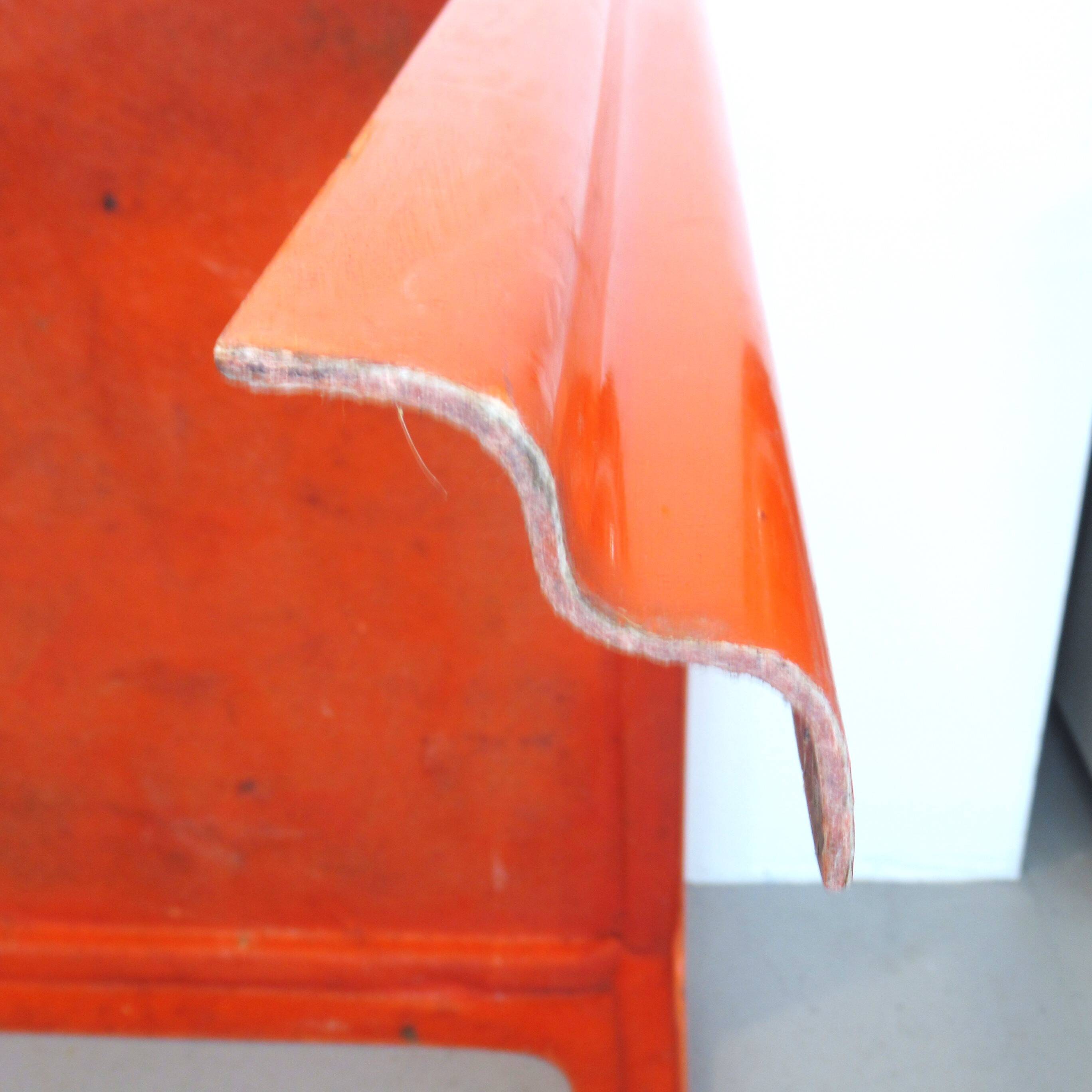 Patrick Gingembre orange fiberglass table 1970