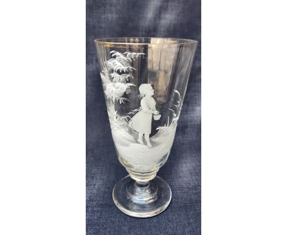 Set de 4 verres sur pied Mary Gregory 1856-1908 émaillé blanc | Selency