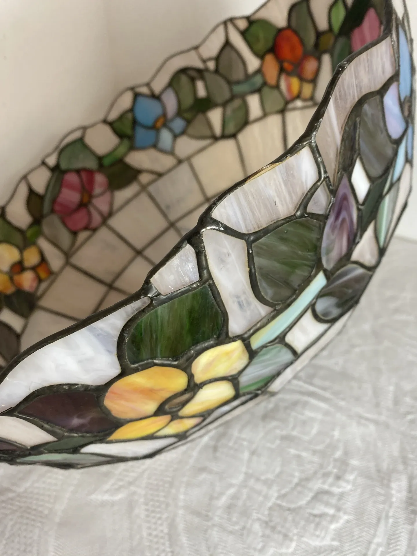 Stained glass pendant