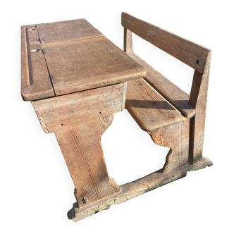 Double wooden school desk