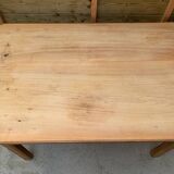 Farm table