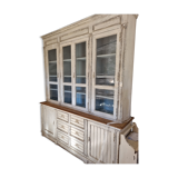 Shabby chic style bookcase