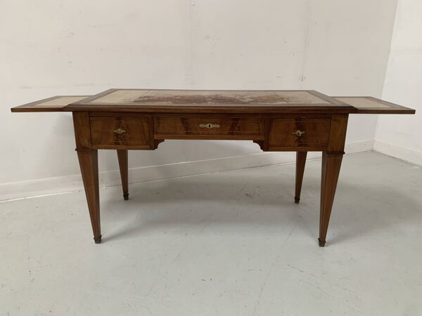 Bureau de style Directoire en acajou et placage XX siècle