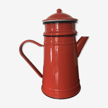 Red enamel coffeepot